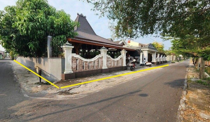 Rumah Mewah Dan Luas 2350m² Full Furnish Sukoharjo