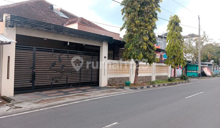 Beautiful Majestic Strategic House in Sumber Solo Beautiful Majestic Strategic House in Sumber Solo