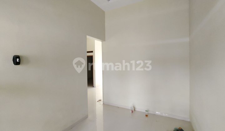 Rumah Bagus Modern Siap Huni di Colomadu 2