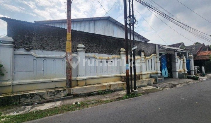 Ruang Usaha 800m² Strategis Laweyan Solo Kota Ruang Usaha 800m² Strategis Laweyan Solo Kota