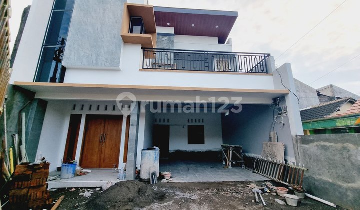 Rumah Bagus 2lt Finishing Dekat Exit Tol Klodran 2