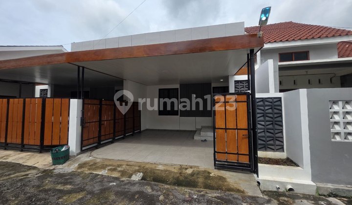Rumah Cantik Modern Siap Pakai Di Kartasura Rumah Cantik Modern Siap Pakai Di Kartasura