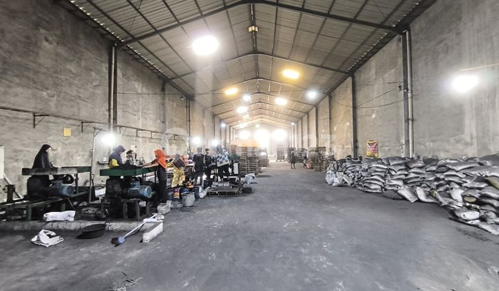 Strategic Warehouse Land Calculation Near Solo Toll Exit Strategic Warehouse Land Calculation Near Solo Toll Exit