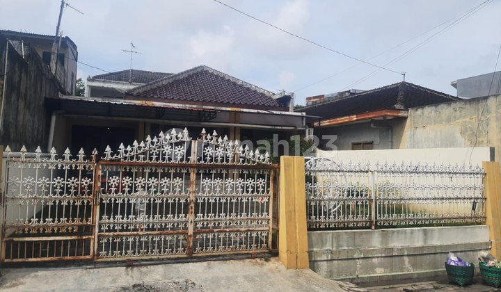 Rumah Second Luas 300m² Nyaman Grogol Sukoharjo