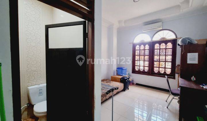 Rumah Kost EKLUSIVE 2.5 Lt Dekat UNS Solo 2