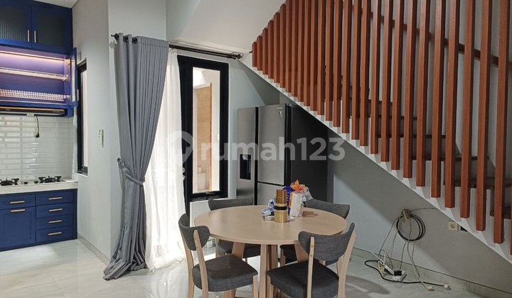 Rumah 2Lt Full Furnish Cluster Premium di Singopuran 2