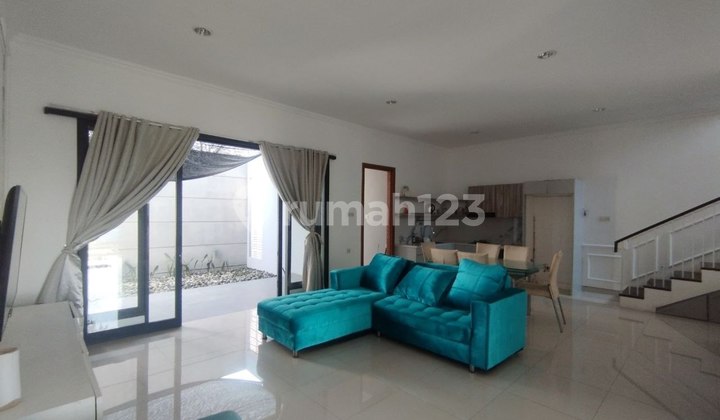 Rumah Mewah Furnish Cluster Elit Ada Kolam Renang Perum Clmdu 2