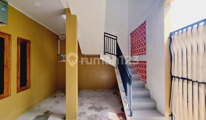 Rumah Kost 2Lt Baru Strategis di Klodran Colomadu