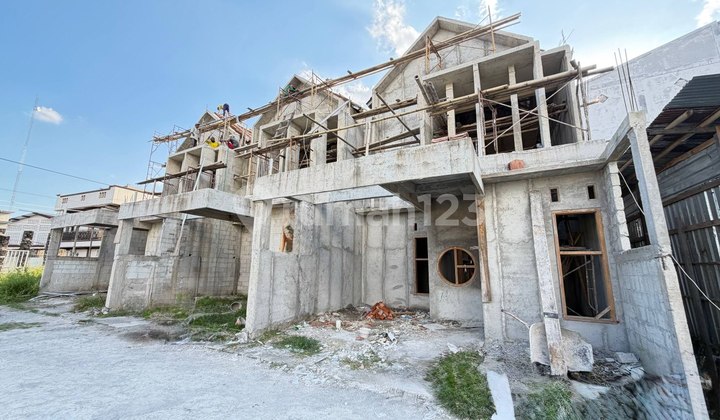 Rumah Nyaman Baru 1.5Lt di Cluster Pucangsawit Rumah Nyaman Baru 1.5Lt di Cluster Pucangsawit