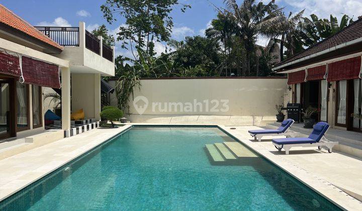 4 bedroom Villa For A Spacious Living In Canggu 1