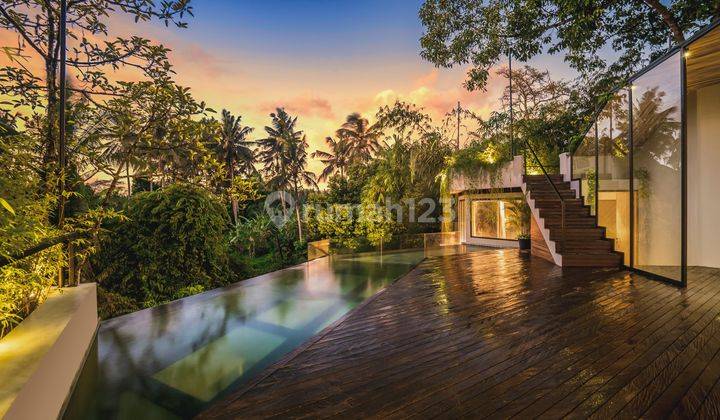 Vila 3 Kamar Tidur Mewah Dan Modern di Pusat Ubud 2