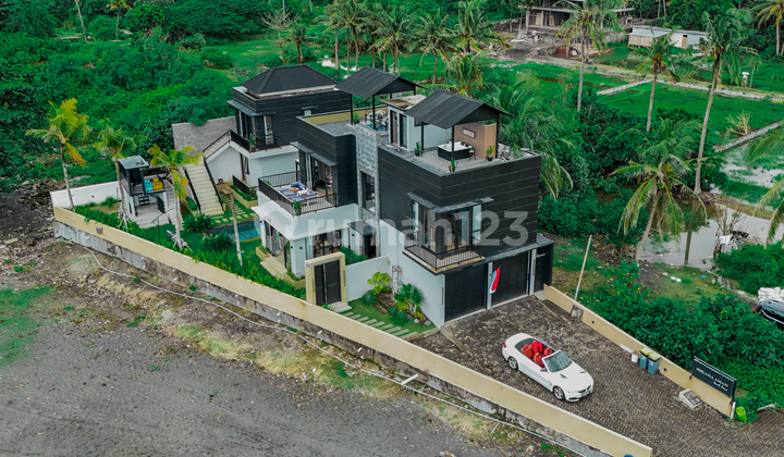 Dijual Villa Mewah Tepi Pantai - Pantai Saba, Gianyar