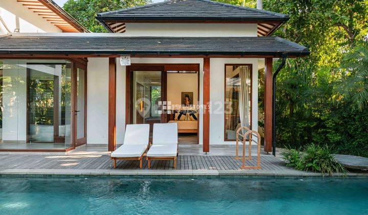 Beautiful Tropical Home With Jungle View In Tumbak Bayuh