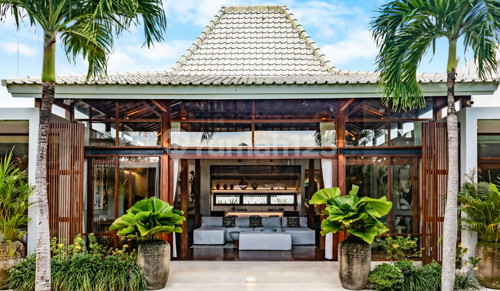  3 Bedroom Tranquil Designer Villa in Umalas