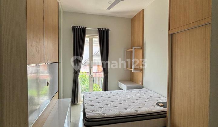 2-Story House in Eagle Hills Tembalang Semarang 2