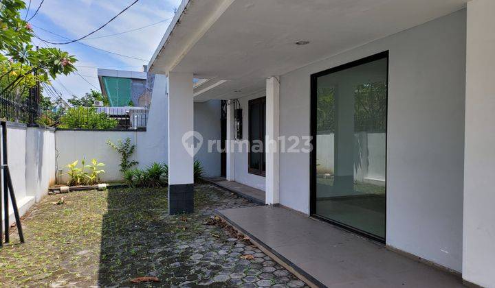 RUMAH TENGAH KOTA SEMARANG DI JALAN SETERAN 2