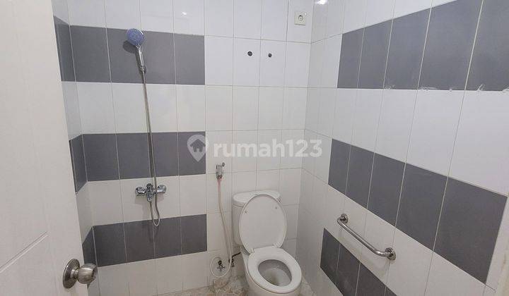 GRAHA PADMA CLUSTER RAFFLESSIA BELAKANG SUDAH RENOV HARGA CUMA SEGINI