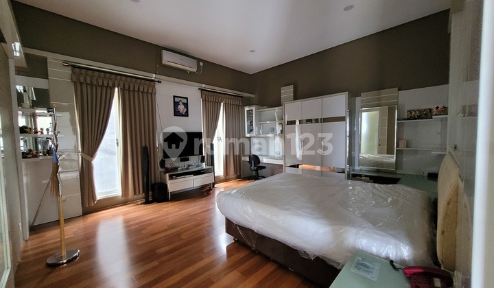 Rumah Mewah Gajahmungkur ini Kamar Tidurnya Besar Besar. Check Gambar 5