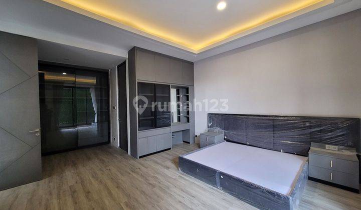 Rumah Mewah Full Furnished Kondisi Baru Gress 2