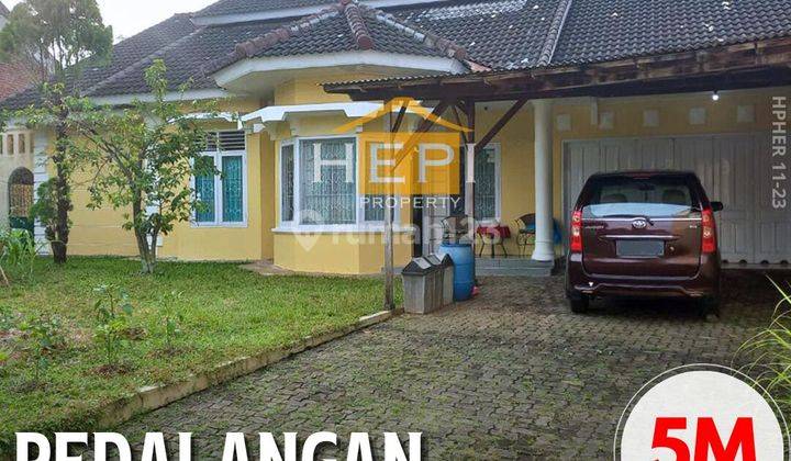 Dijual Rumah Siap Huni di Jalan Waru
Pedalangan Banyumanik Semarang 1