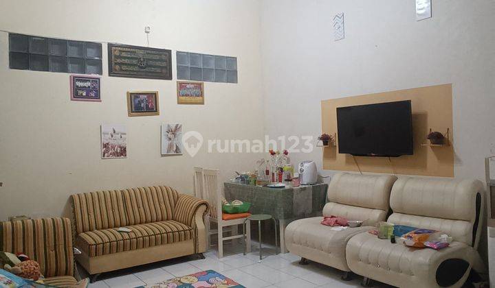 Rumah Bagus di Tirtoyoso 2 Lantai SHM Hadap Utara 2