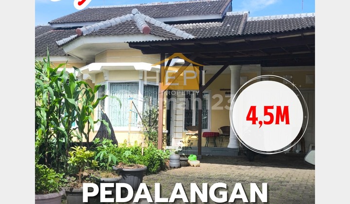 A ready-to-occupy house in Pedalangan, Banyumanik, Semarang 1