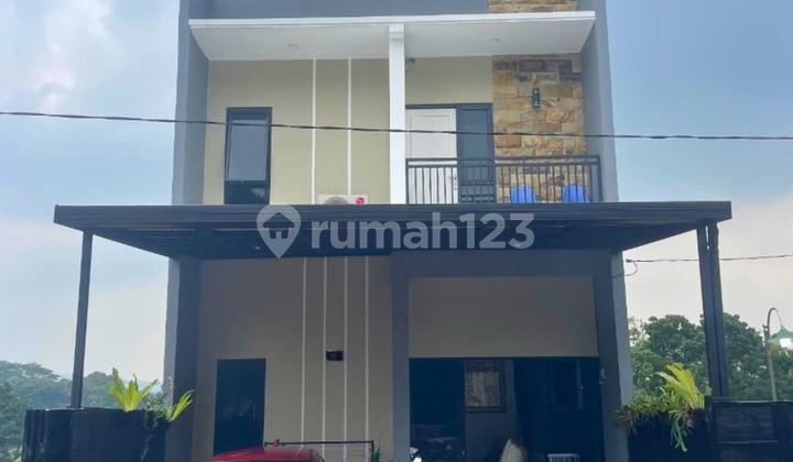 Beautiful 2-Story House in Griya Samapro Ungaran 1