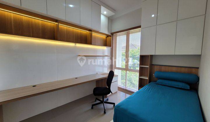 Rumah 2 Lantai Full Furnished Di Perumahan Elit Dekat Pusat Kota 2