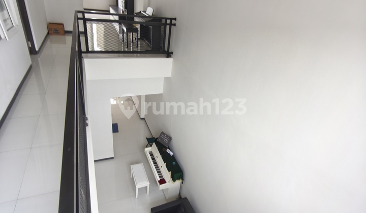 Rumah dekat Bandara di Madukoro Regency Semarang Barat 2