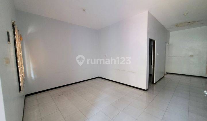 Rumah Cantik 2 Lantai Dekat Pusat Kota Semarang 2