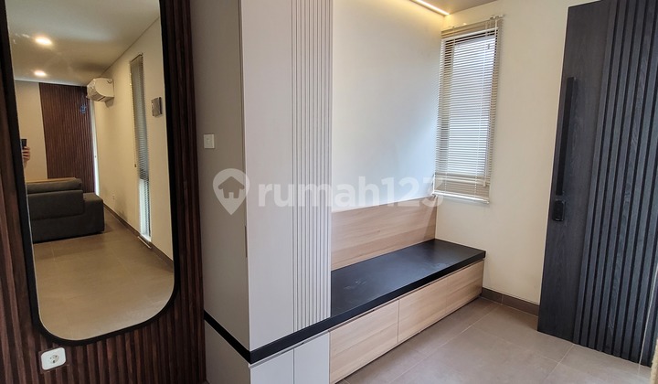 Rumah Mewah Semi Furnished di Graha Candi Golf 2