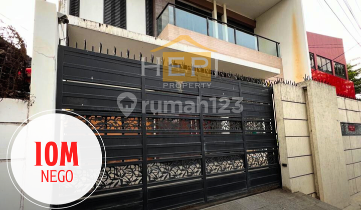 Rumah 2 lantai tengah kota di Pekunden Semarang 1