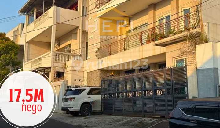 Rumah Mewah 3 Lantai di Tegalsari Semarang 1