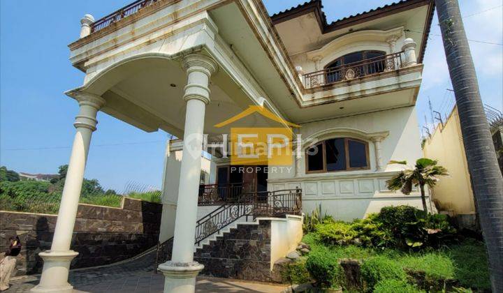 Rumah 2 lantai di Gombel, Semarang. Ada view. 2