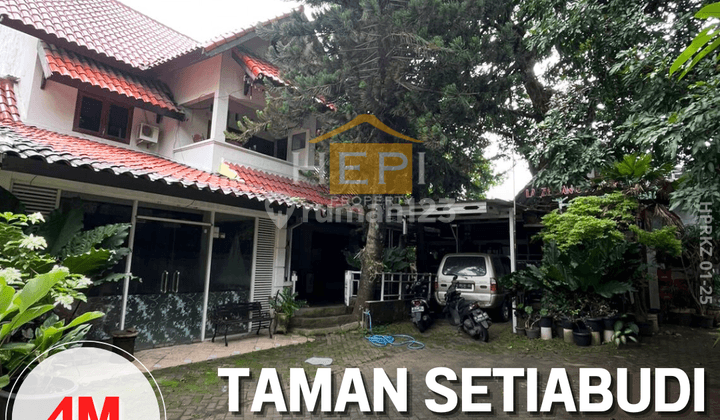 Rumah hook luas di taman Setiabudi Banyumanik Semarang 1