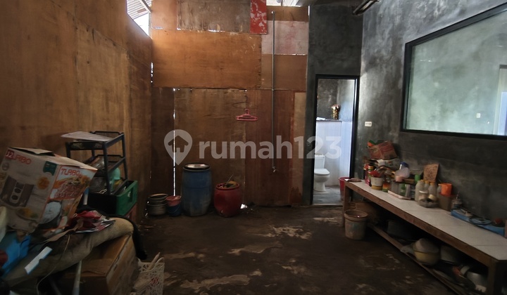 Rumah Tengah Kota di Palebon Semarang Timur 2