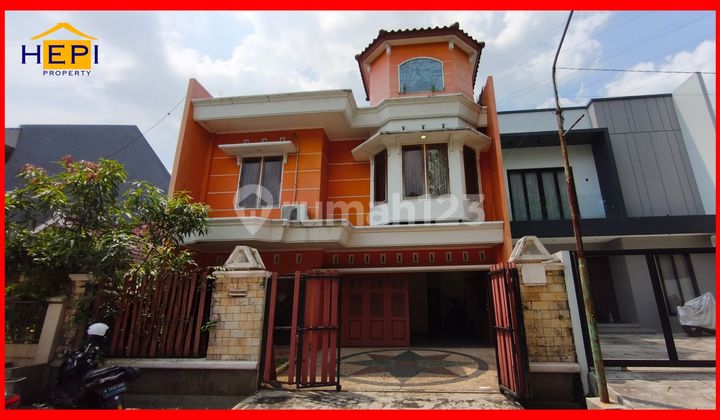 House in Bukit Sari Ngesrep, Banyumanik Semarang