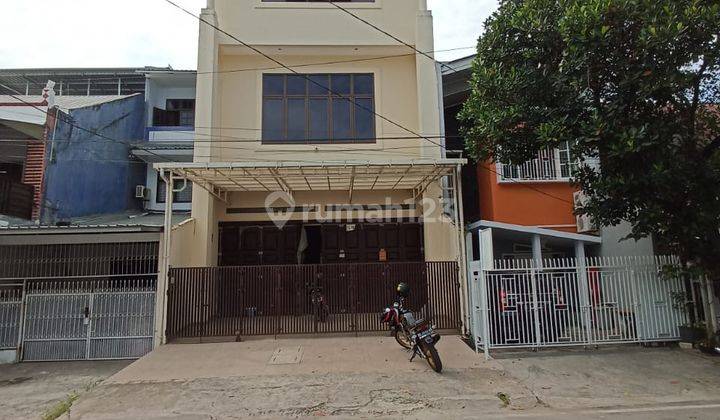 Ruko 4,5 Lantai di Jalan Serigala, Makassar, Sulawesi Selatan  1