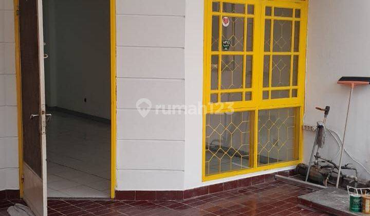 Dijual

Rmh Taman Surya 2
6x18
1,5lt
Kt3
Km2
Listrik 3300
Shm
Selatan

Harga 1,55 nego 1