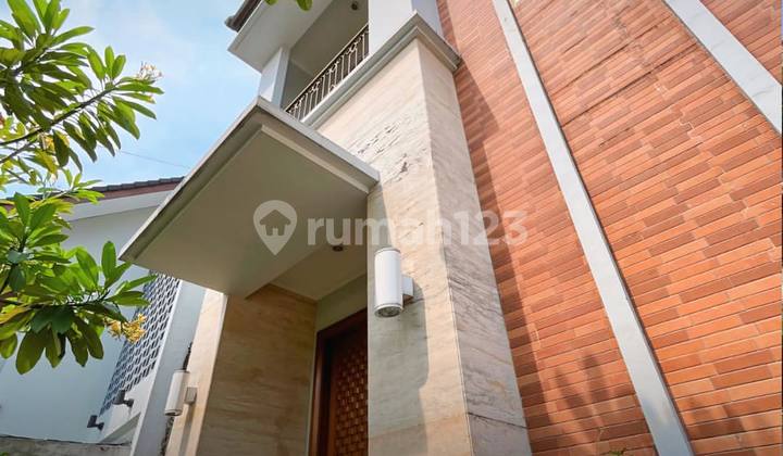 House in Cilandak for Sale Price Reduced House in Good Condition House in Cilandak for Sale Price Reduced House in Good Condition
