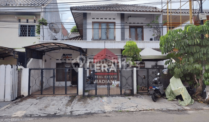 Rumah di Bintaro Tengah Sektor 2 Jakarta Selatan, Jakarta Selatan 1