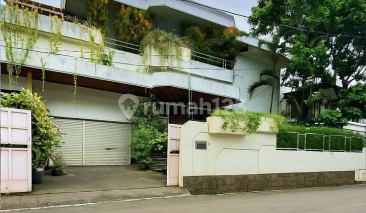 Rumah Di Simprug Dijual Bagus Shm Lokasi Premium