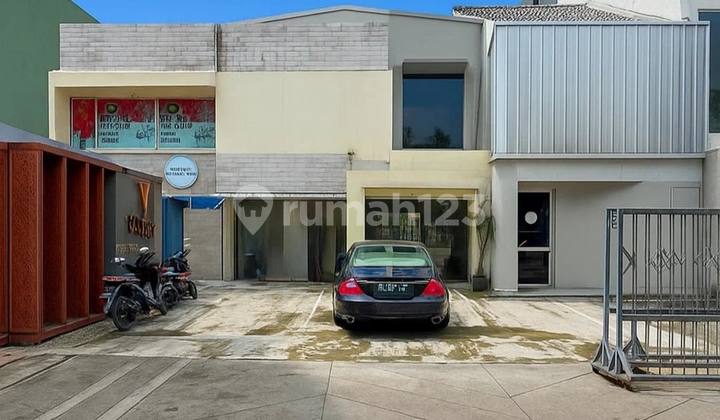 Kebayoran Baru Commercial Space, South Jakarta, Good SHM (Certificate of Ownership)