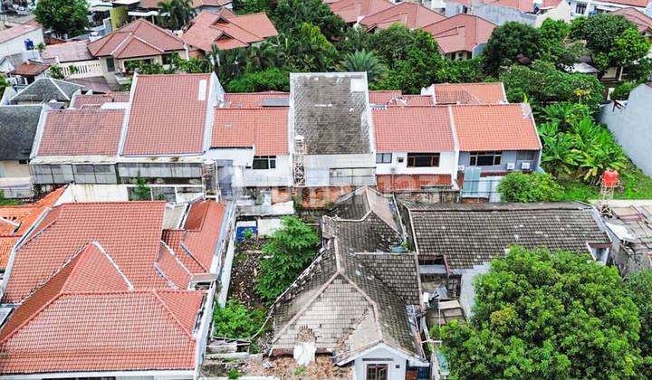 Rumah Di Cipete Hitung Tanah Lokasi Strategis  2