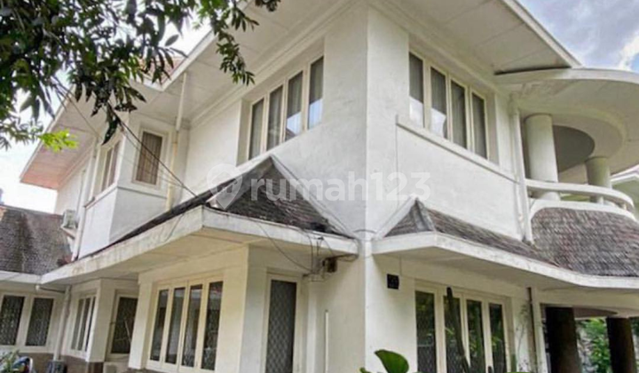 House in Menteng, Premium Location and Suitable for Living
