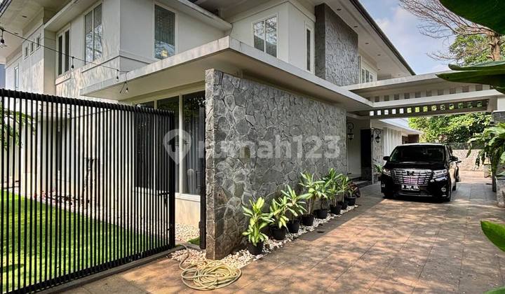 Kemang House, South Jakarta, Good SHM