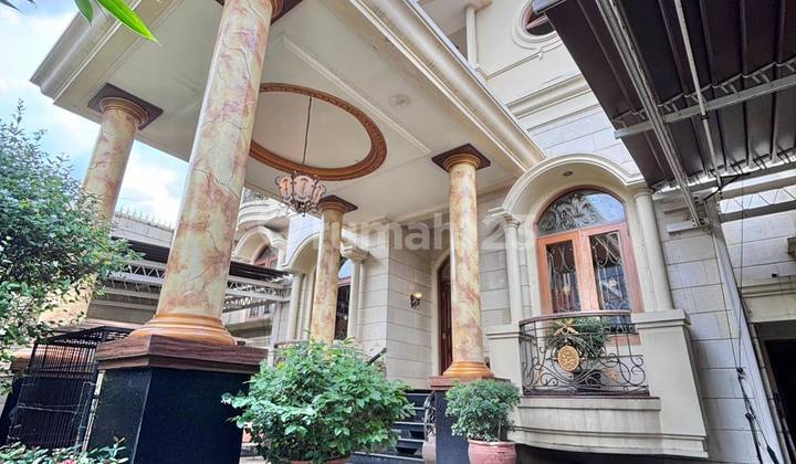Rumah Pancoran, Jakarta Selatan Bagus Unfurnished SHM Siap Huni, Strategis 2