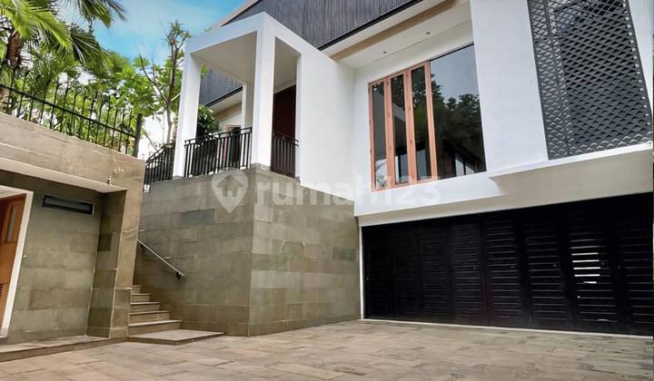 Rumah Di Kuningan Bagus Shm Dekat Dengan Cbd 