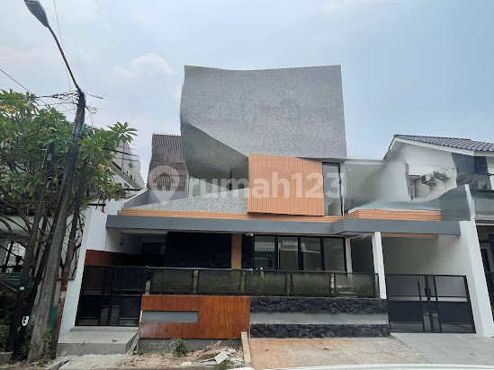 Rumah Mertilang Sektor 9-Bintaro, Tangerang Selatan