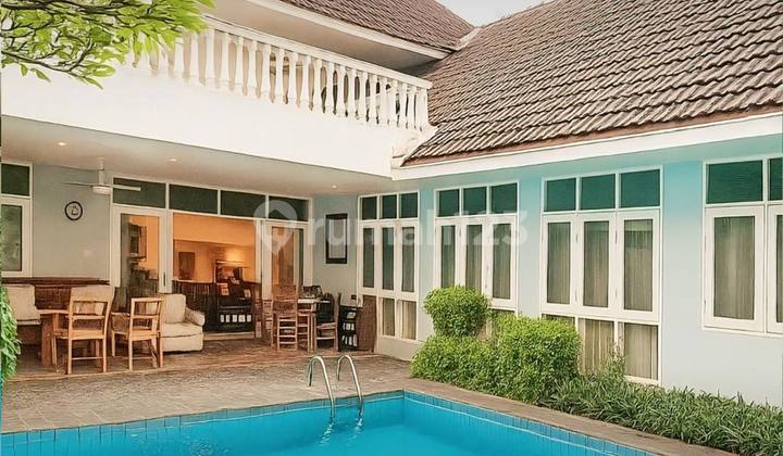 Rumah Pondok Indah, Jakarta Selatan SHM Bagus